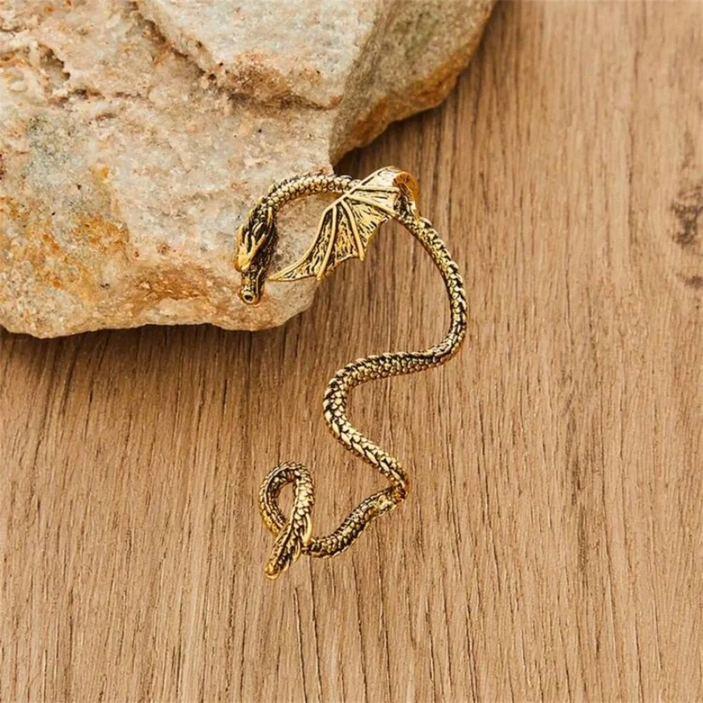 ⭐️Dragon Reptile Ear Cuff Set - Gold tone